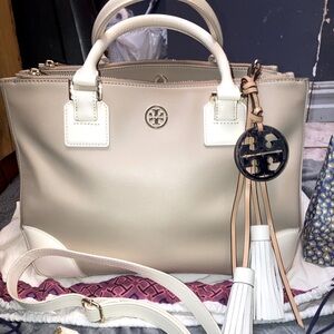 Tory Burch Nwotgs Robinson satchel and Britt bag charm/keychain bundle